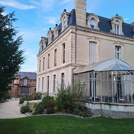 Les 5 Escales Bed & Breakfast Parthenay Dış mekan fotoğraf