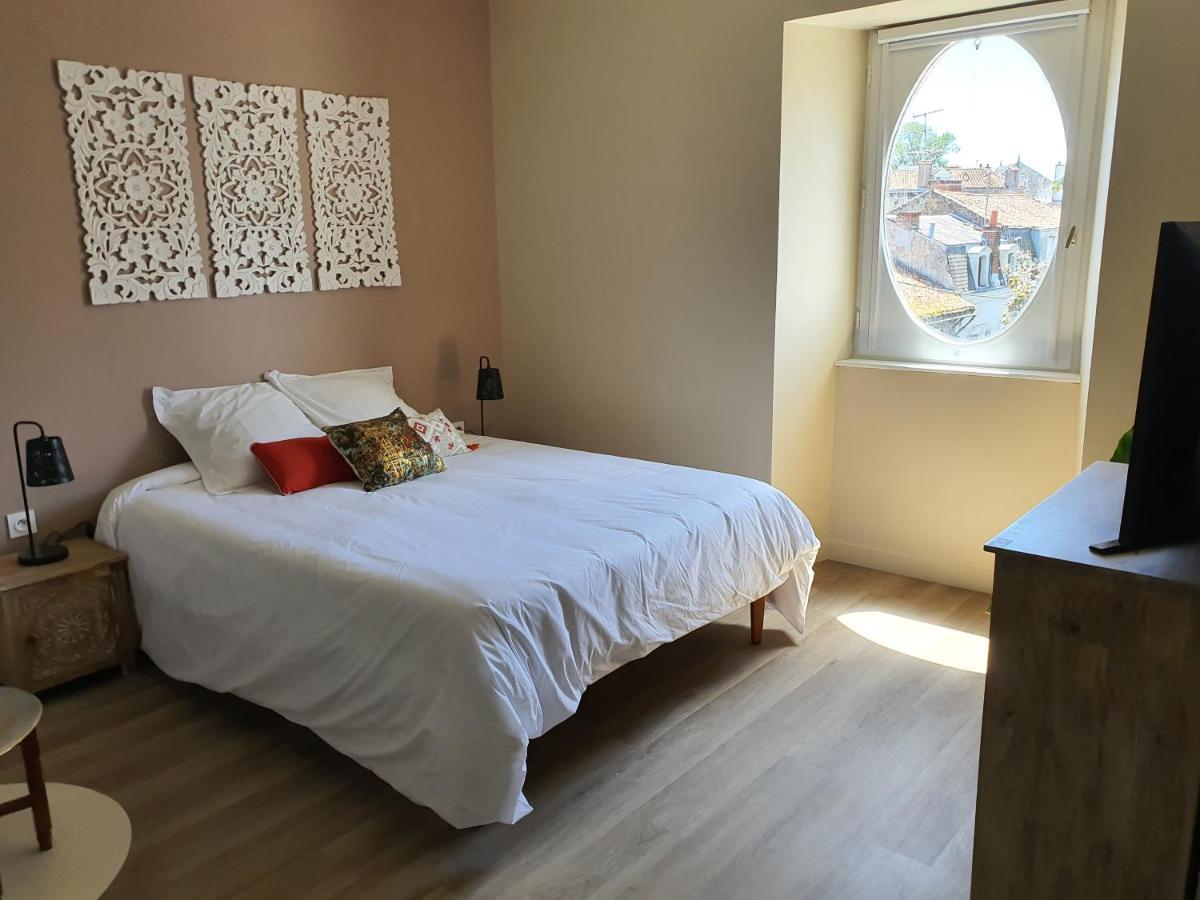Les 5 Escales Bed & Breakfast Parthenay Dış mekan fotoğraf