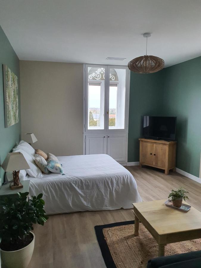 Les 5 Escales Bed & Breakfast Parthenay Dış mekan fotoğraf